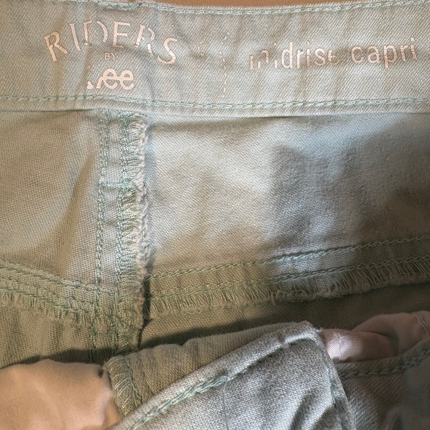 Lee Women’s Baggy Cropped Jeans Size 2 Aqua Teal Capri Straight Leg Y2K