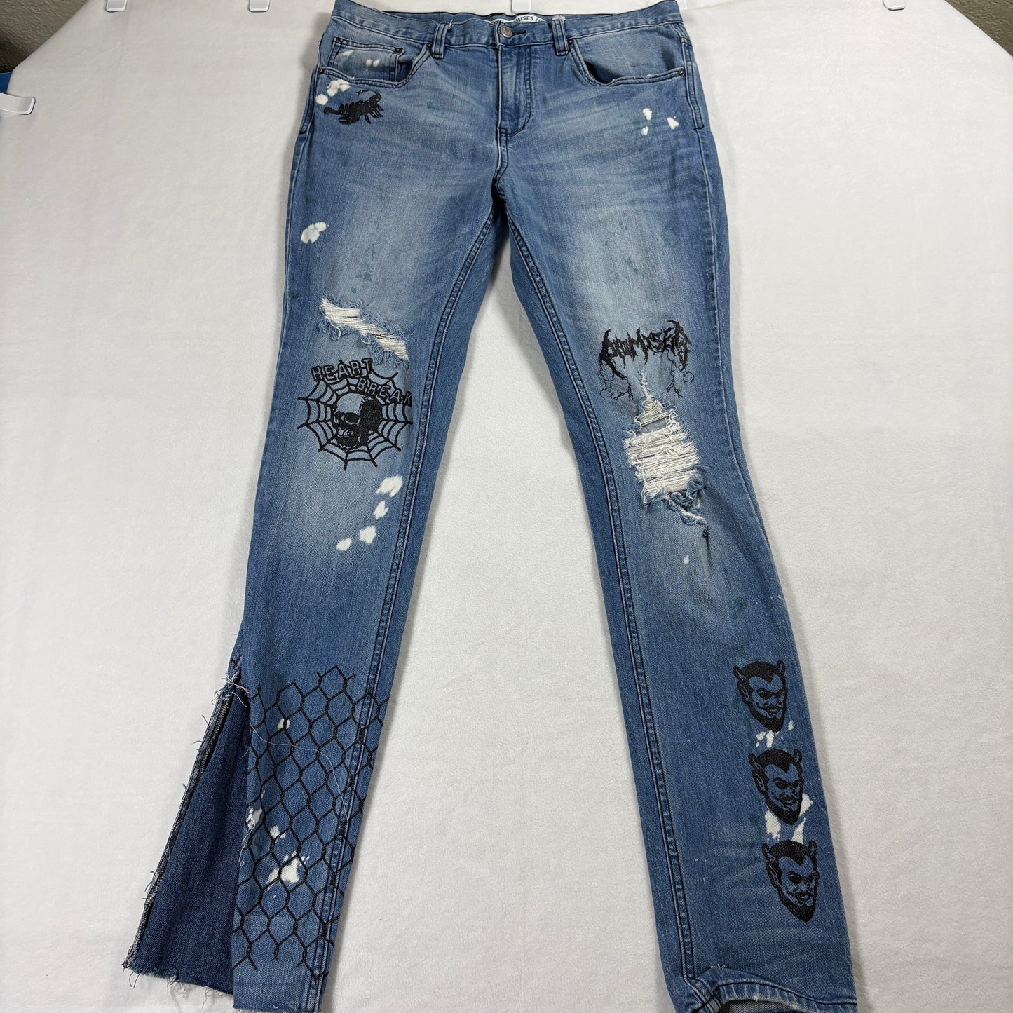 Broken Promises Jeans Womens 34 Ultra Stretch Skinny Distressed Graphic Punk