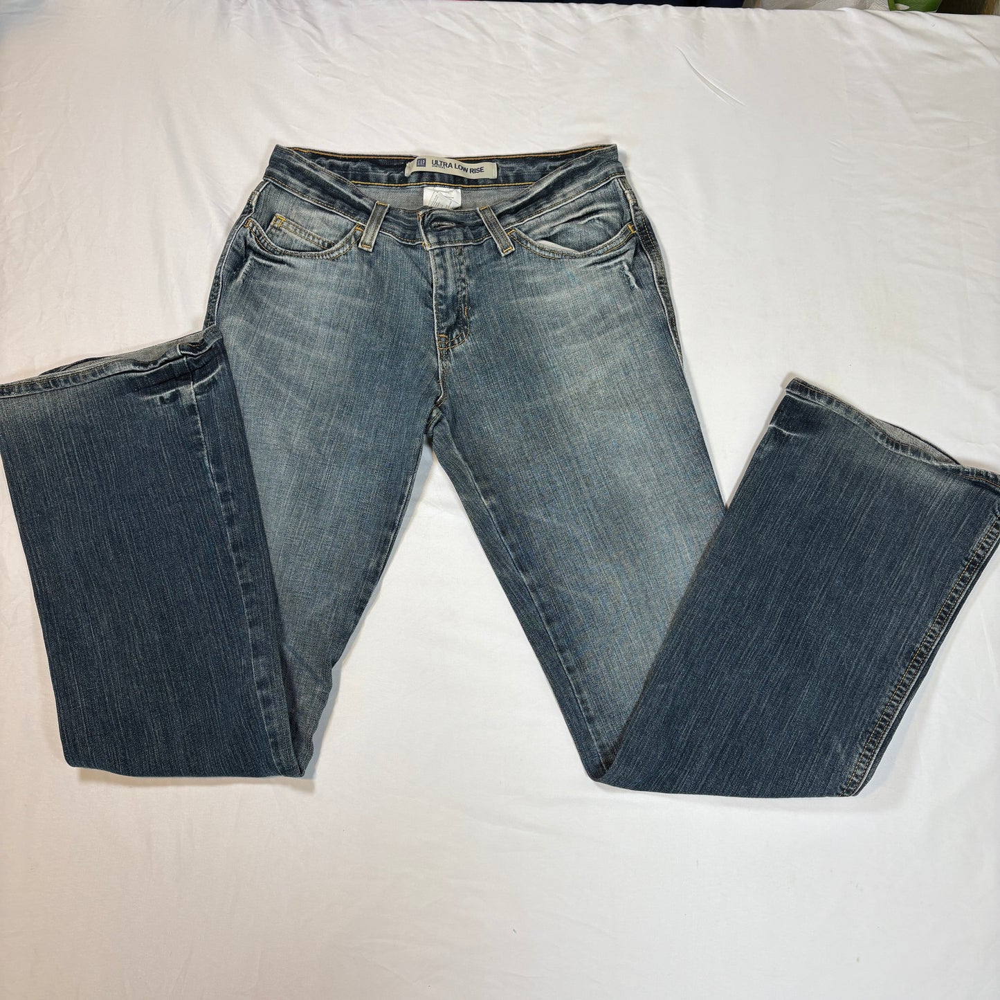 GAP Ultra Low Rise Stretch Jeans Women’s 4 Regular Blue Denim Bootcut Baggy Y2K