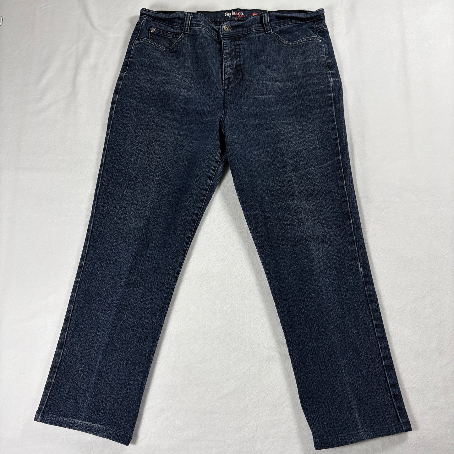 Womens Jeans Size 14 Dark Wash Straight Leg Stretch Denim Casual Everyday Trendy