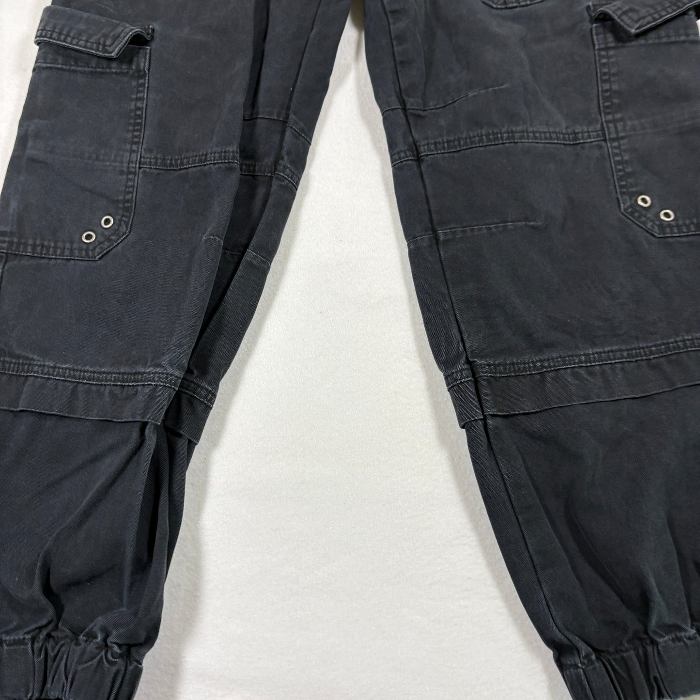 Mens black cargo pants baggy Y2K grunge utility streetwear jogger style pockets