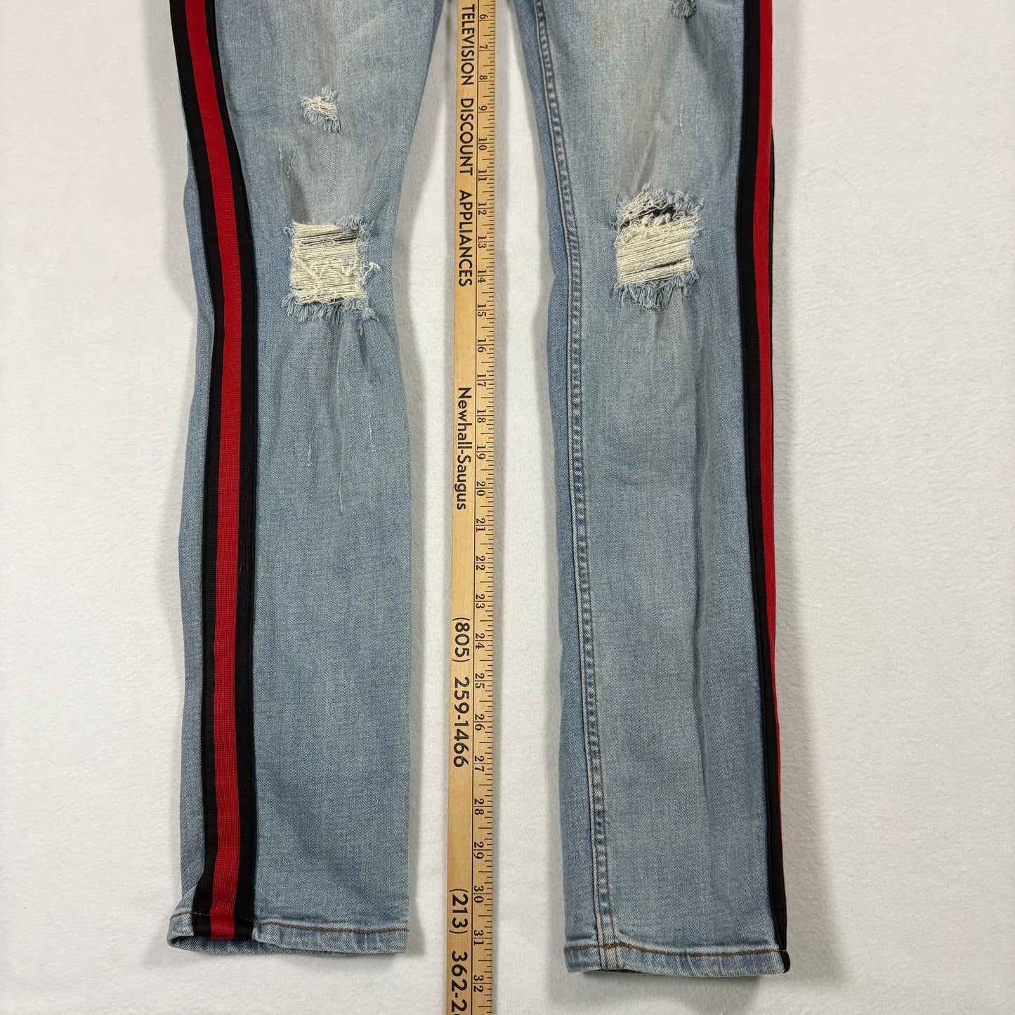 Serenade mens jeans 34 light wash distressed skinny red stripe Y2K grunge denim