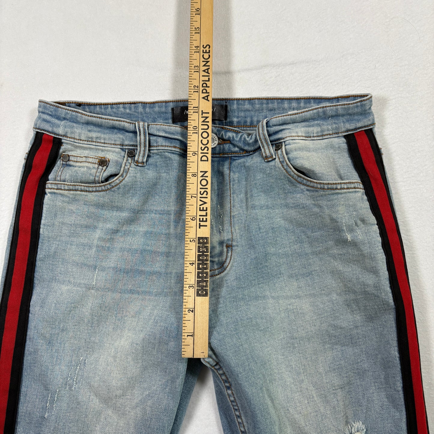 Serenade mens jeans 34 light wash distressed skinny red stripe Y2K grunge denim