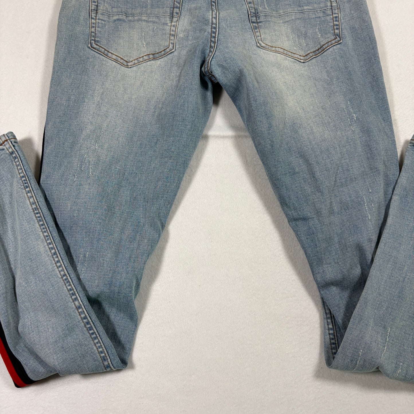 Serenade mens jeans 34 light wash distressed skinny red stripe Y2K grunge denim