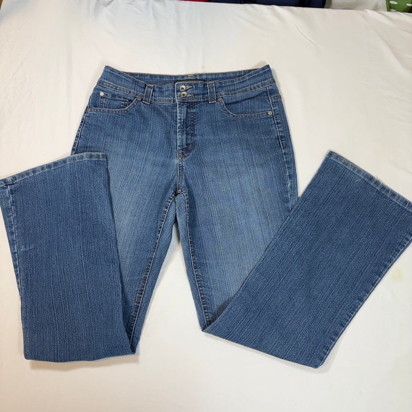 Nine West Jeans Women’s Size 10 Blue Denim Stretch Bootcut Baggy Y2K Retro Style