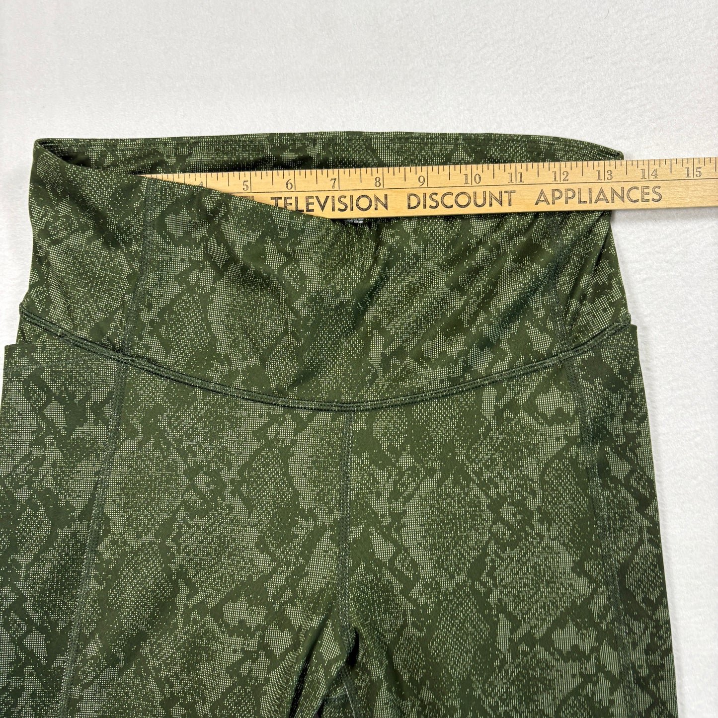 All In Motion Womens Leggings Medium Green Snake Print High Rise Stretch Yoga