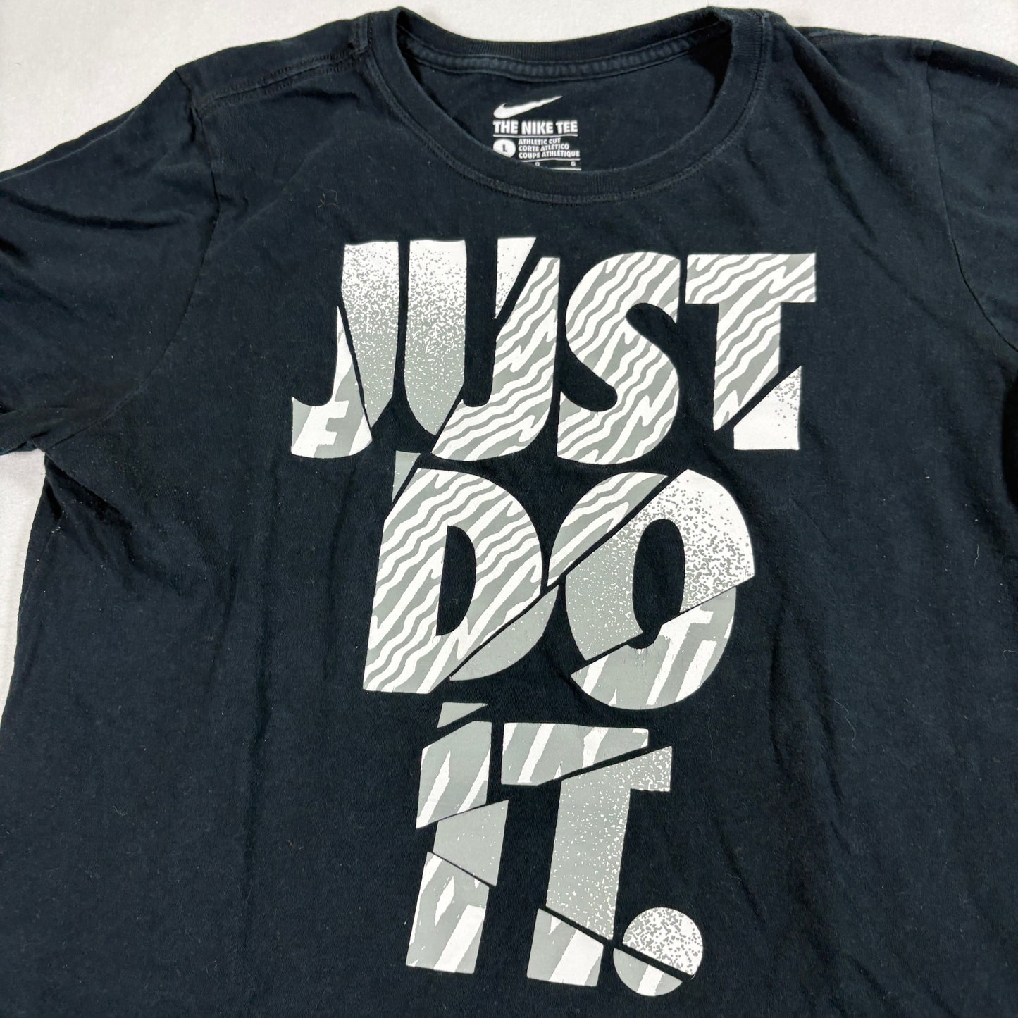 Nike Mens Black Graphic Tee Shirt Large Just Do It Athletic Cut Vintage Y2K