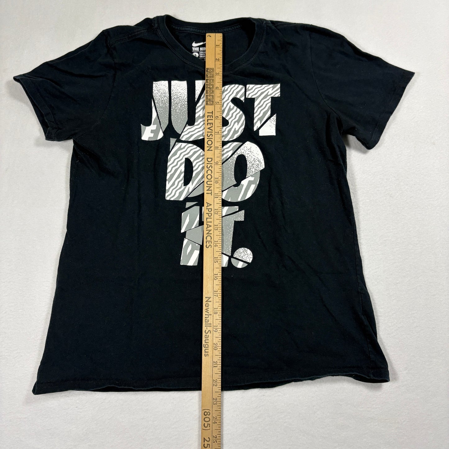 Nike Mens Black Graphic Tee Shirt Large Just Do It Athletic Cut Vintage Y2K