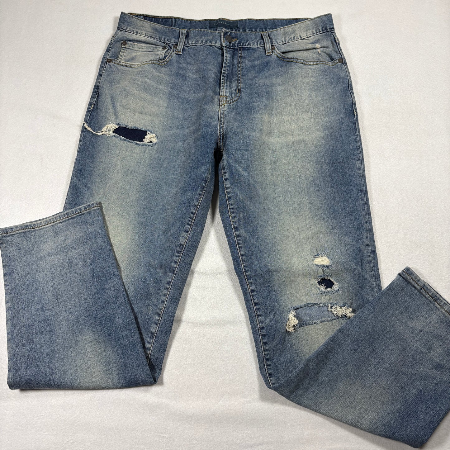 Aeropostale Jeans Mens Size 36x32 Light Wash Distressed Straight Leg Denim