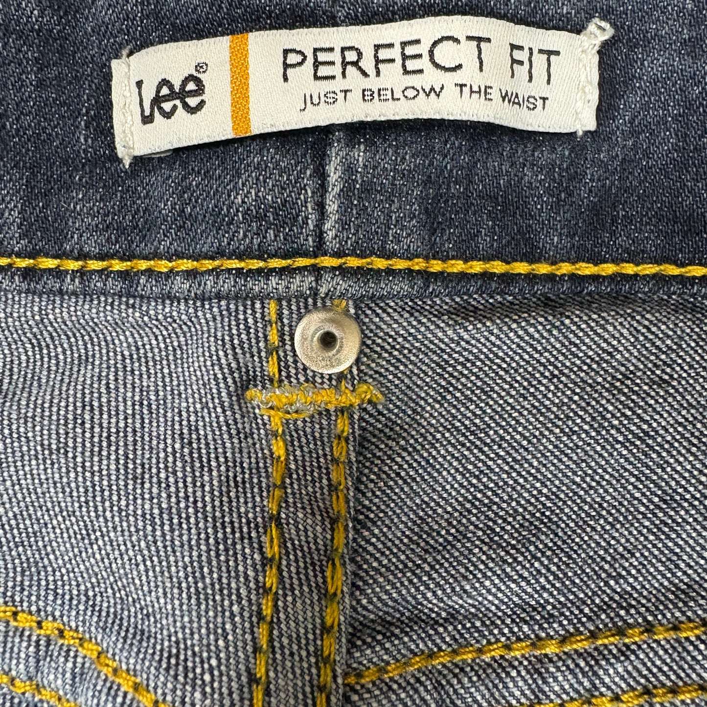 Lee Perfect Fit Bootcut Jeans Women’s Size 12 Short Blue Denim Stretch Baggy Y2K
