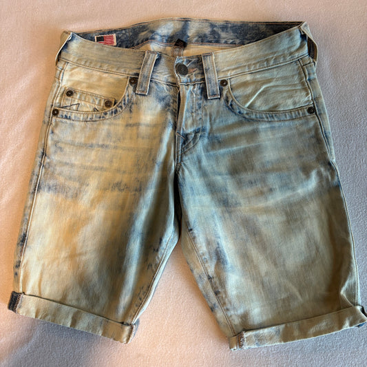 True Religion Denim Shorts Womens 28 USA Light Wash Y2K Distressed Fits 31X10