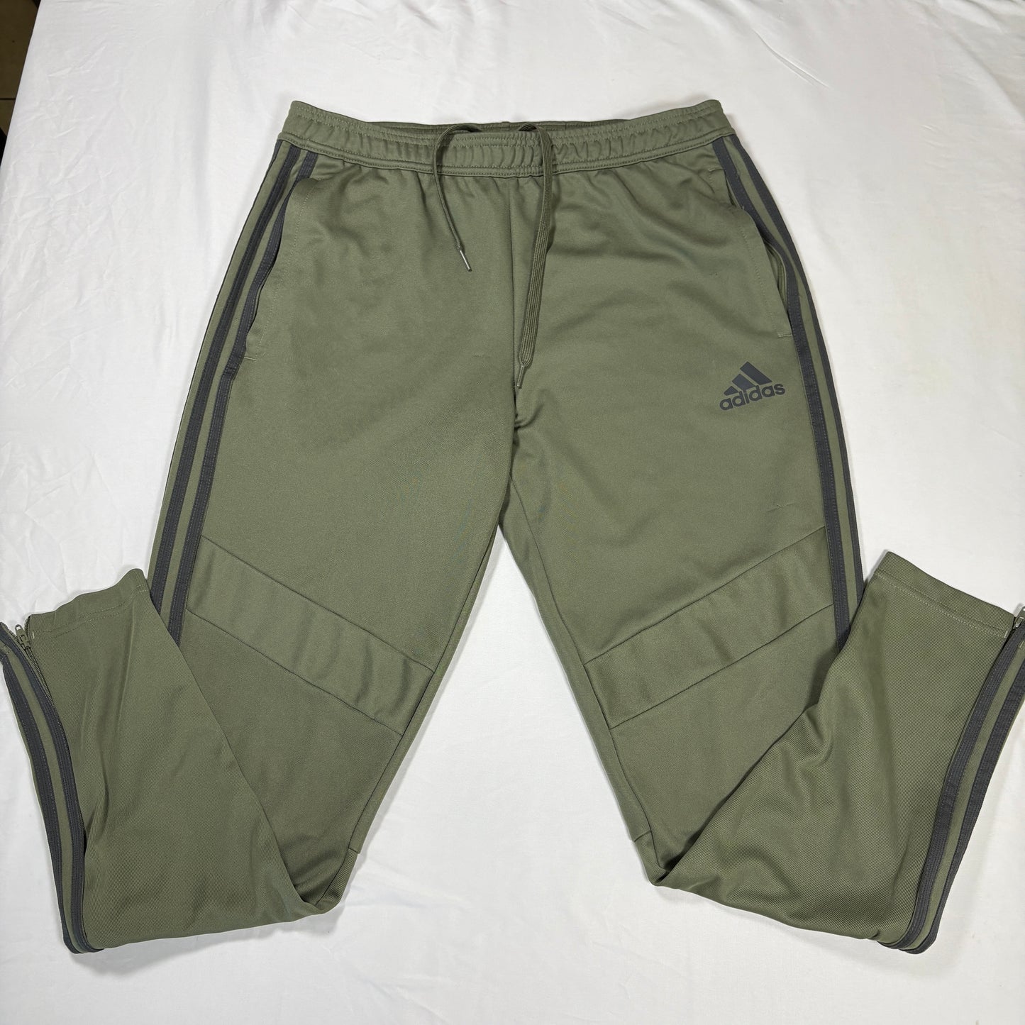 Adidas Men’s L Track Pants Green 3-Stripes Joggers Athletic Training Zip Cuffs