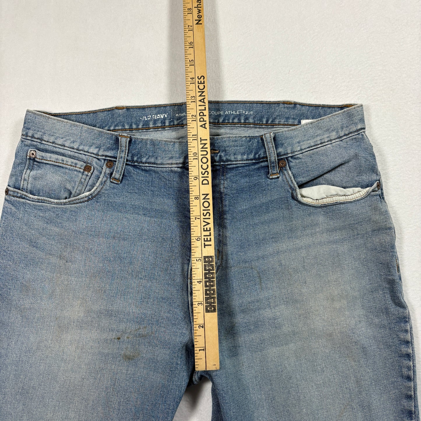 Vintage Mens Jeans 38x30 Light Wash Straight Leg Denim Y2K 90s Grunge