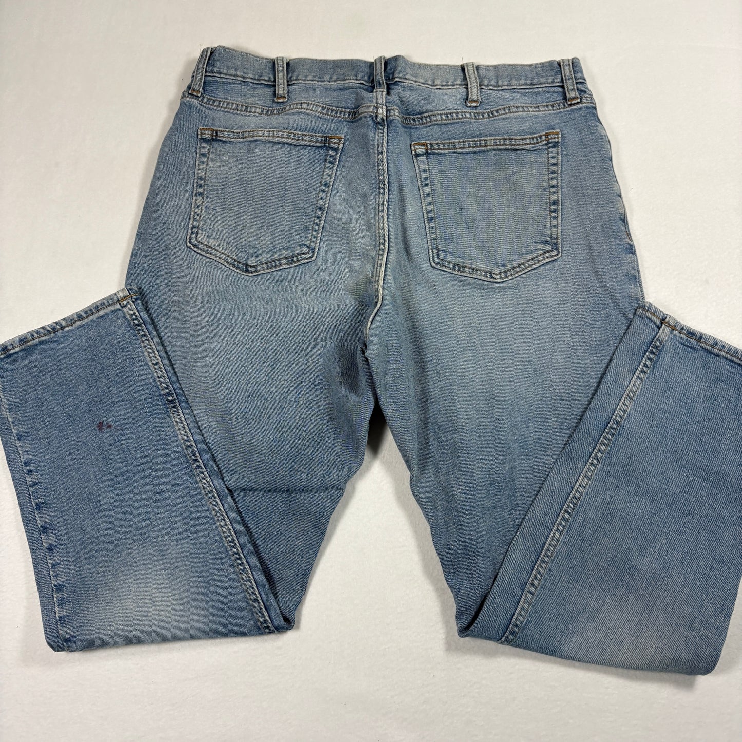Vintage Mens Jeans 38x30 Light Wash Straight Leg Denim Y2K 90s Grunge