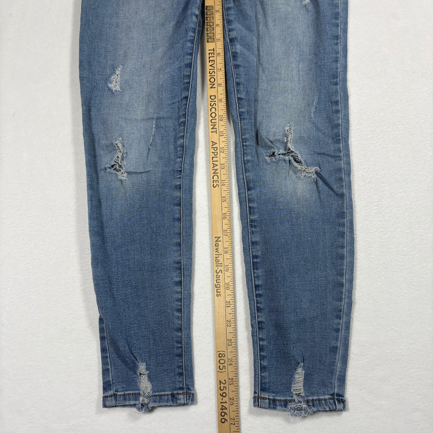 Ashley Mason Womens Jeans Sz 9 Distressed Skinny Denim Light Wash Y2K 90s