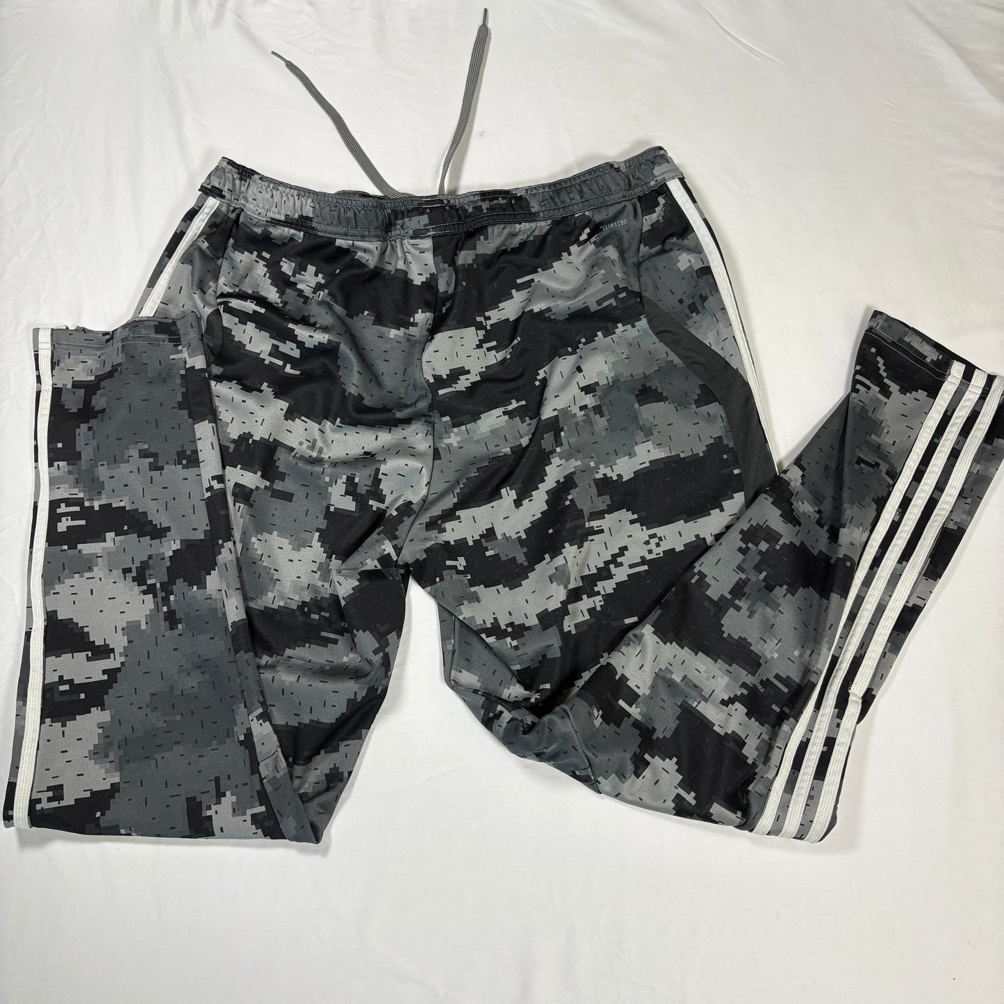 Adidas Men’s XL Track Pants Gray Camo 3-Stripes Joggers Tapered Training