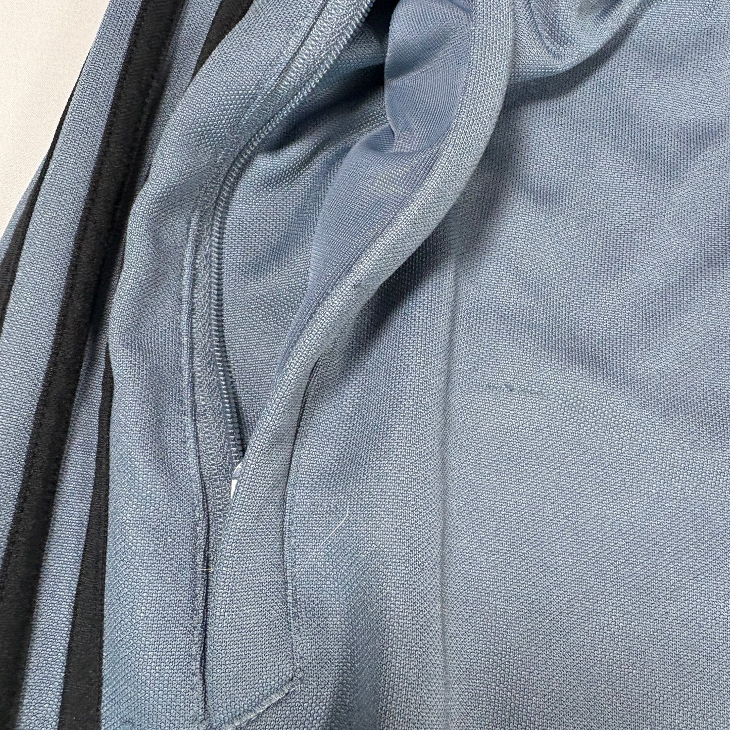 Adidas Men’s Track Pants XL Gray Black Stripes Climacool Athletic Joggers