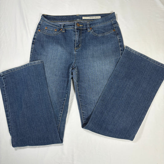 DKNY Jeans Women’s Size 8 Blue Medium Wash Bootcut Denim Stretch Casual Pants