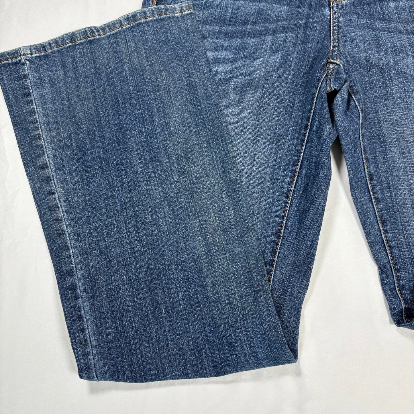 Jennifer Lopez Women’s Size 8 Bootcut Blue Denim Jeans Stretch Medium Wash