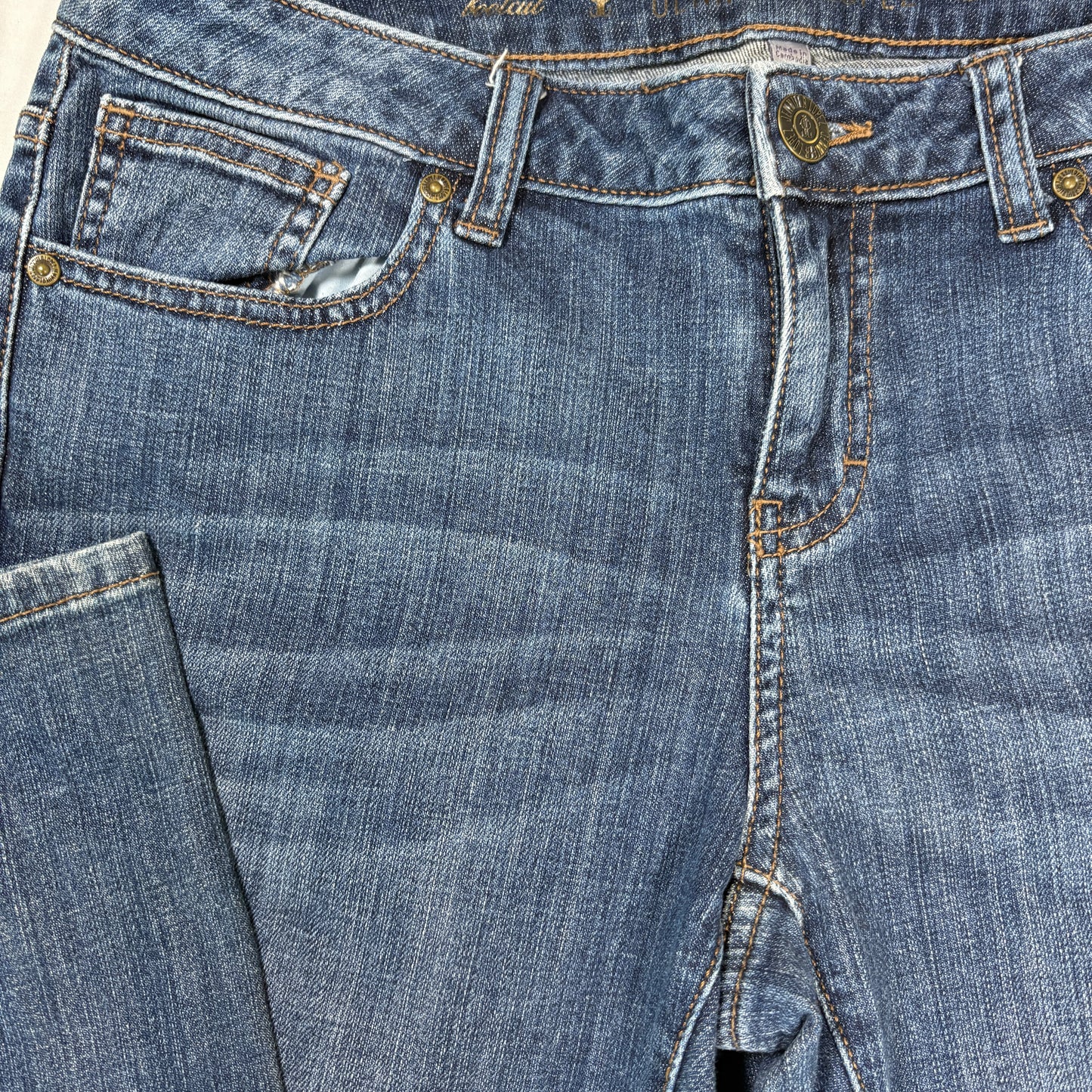 Jennifer Lopez Women’s Size 8 Bootcut Blue Denim Jeans Stretch Medium Wash