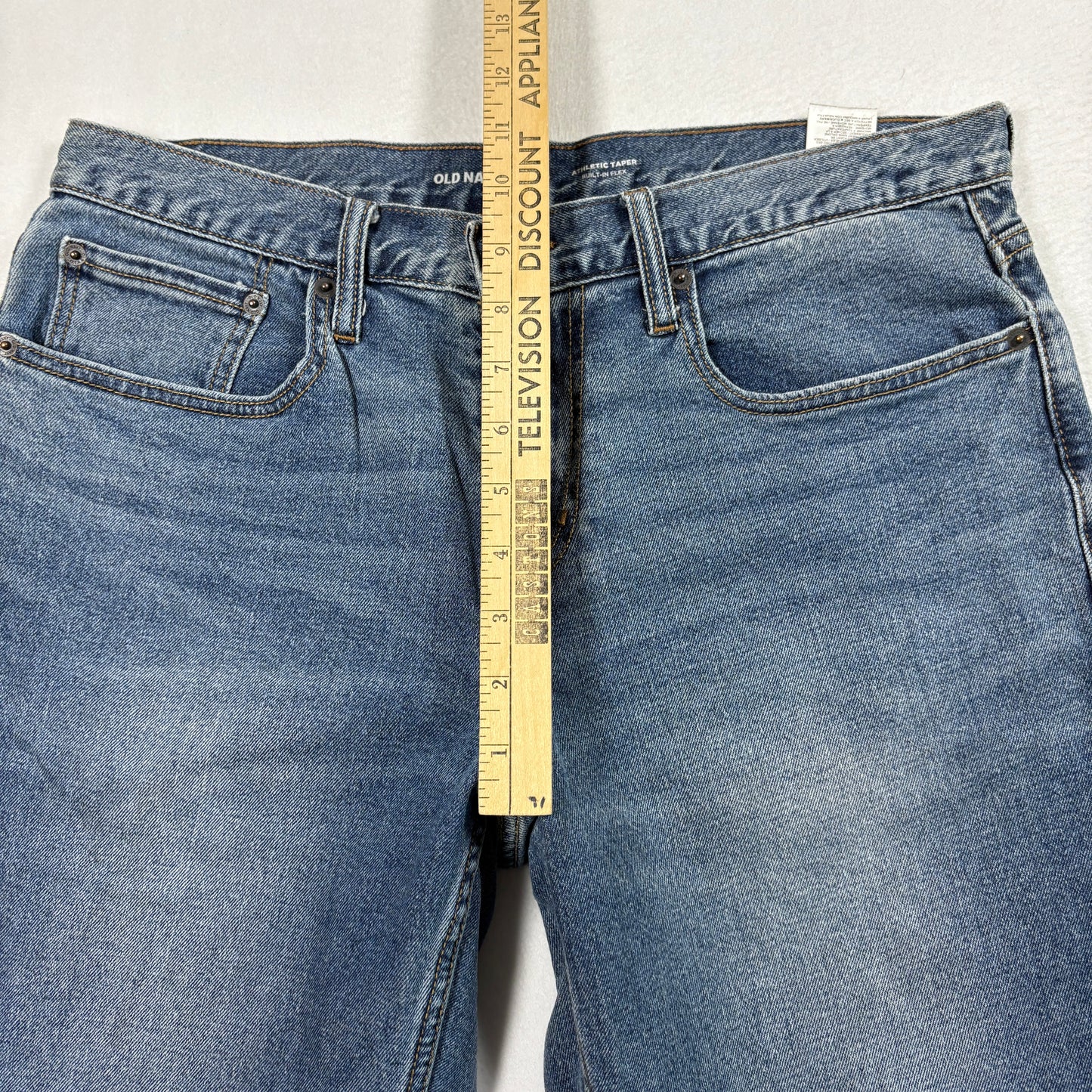 Old Navy Mens Jeans 32x30 Light Wash Athletic Taper Built-In Flex Y2K 90s