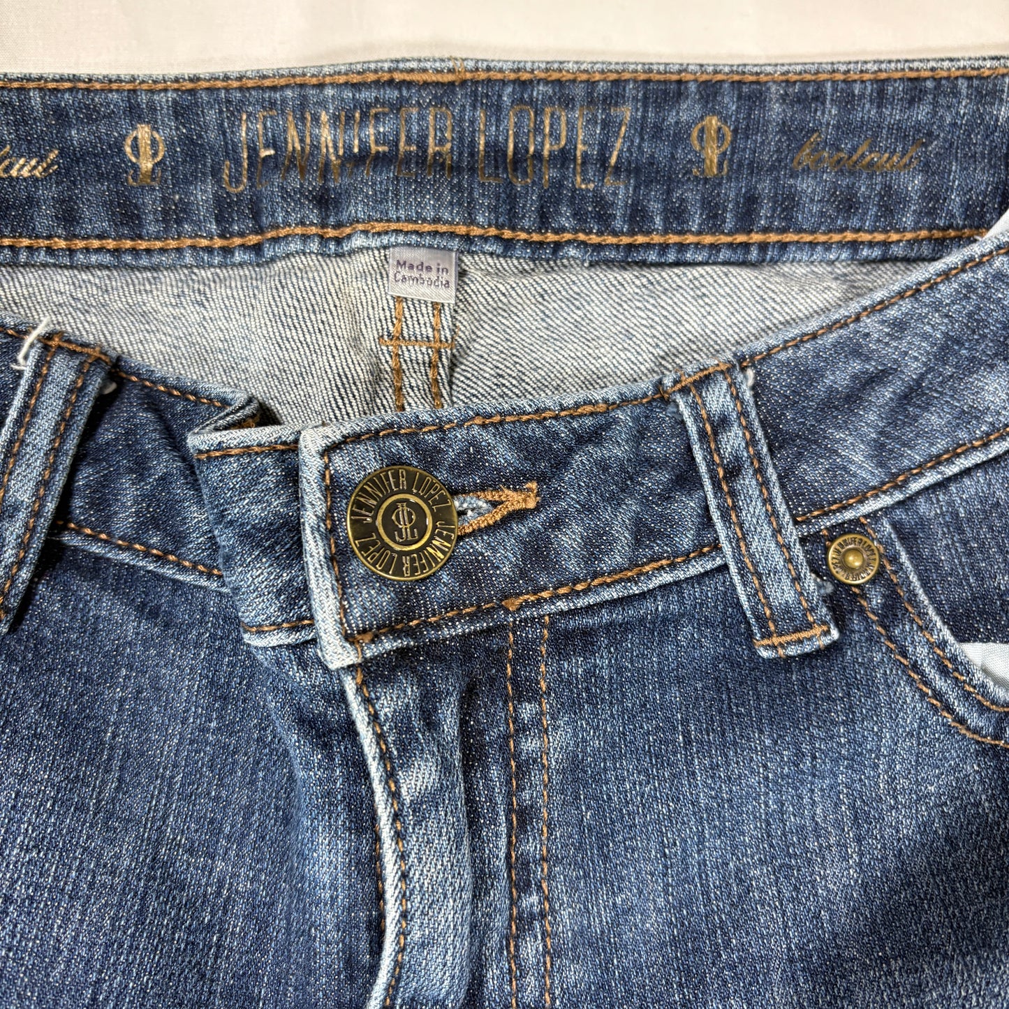 Jennifer Lopez Women’s Size 8 Bootcut Blue Denim Jeans Stretch Medium Wash