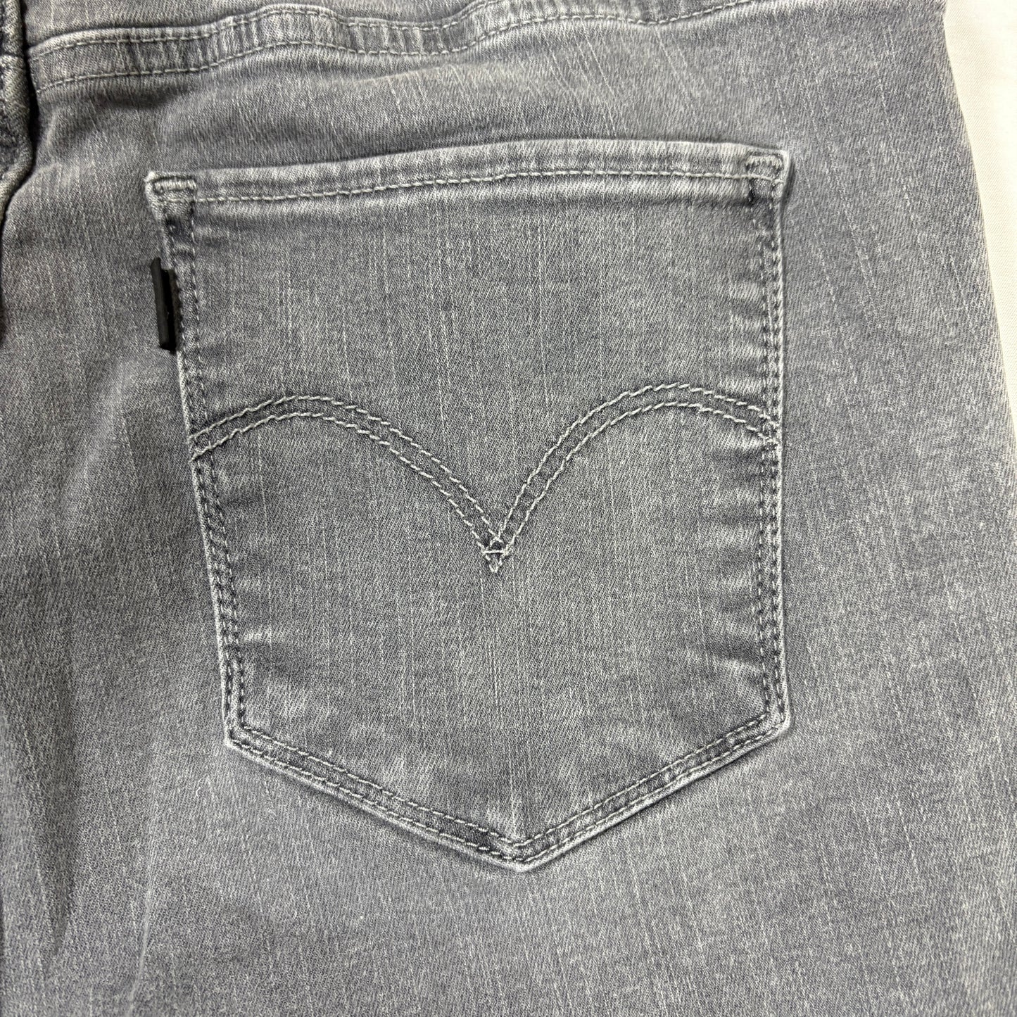 Levi’s Women’s Jeans W30 L30 Gray Baggy Straight Leg Raw Hem Distressed Denim