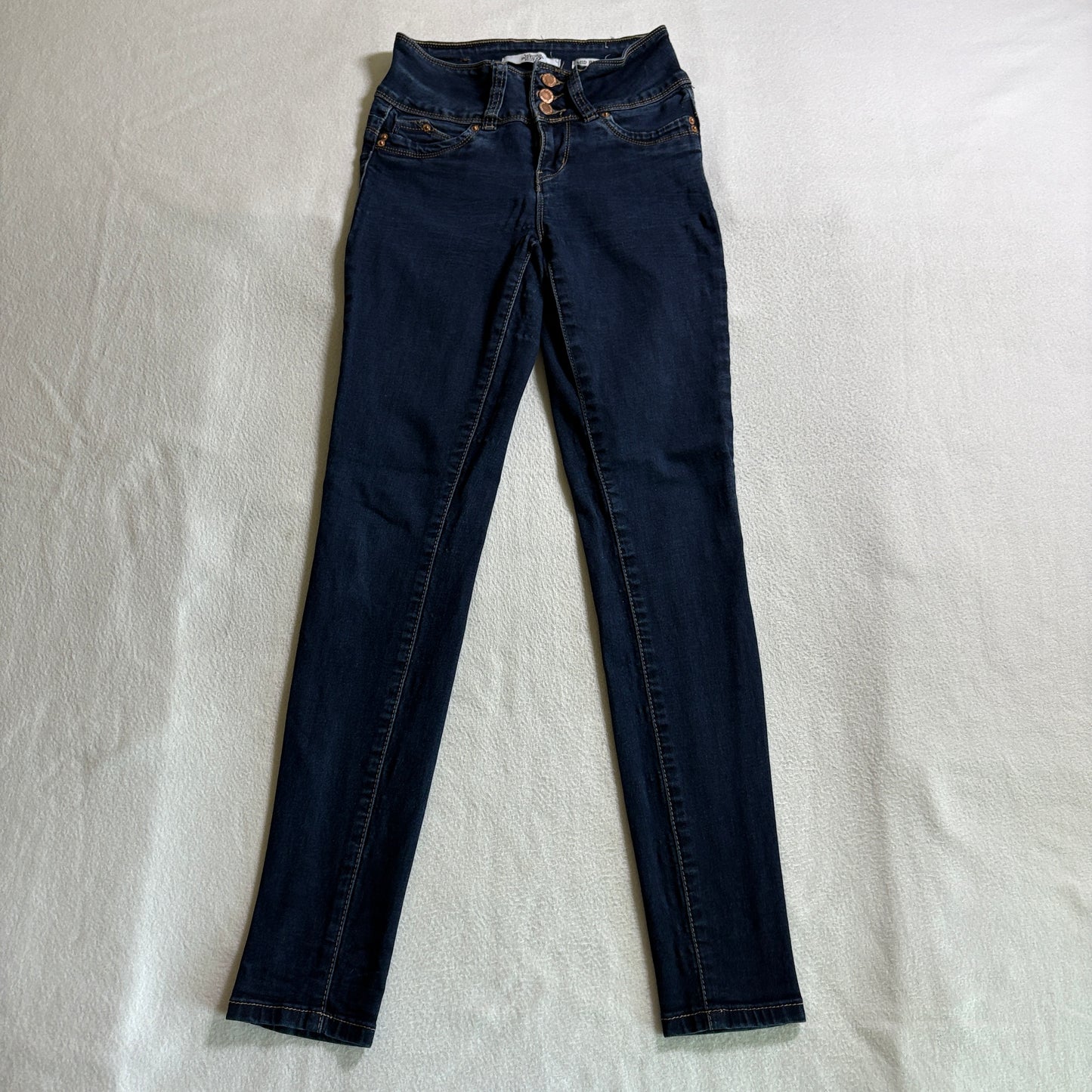 Wanna Betta Butt Mid Rise Skinny Jeans YMI 1/25 Fits Like 23X28 Blue Stretch