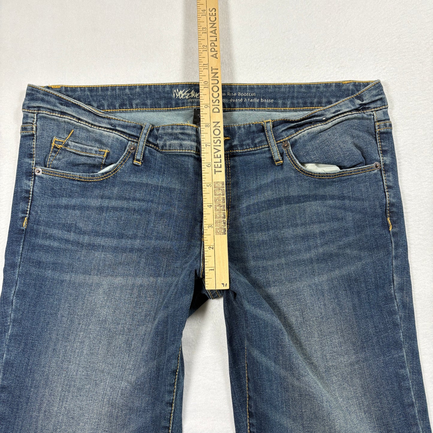 Mossimo Womens Bootcut Jeans Size 14/32 Blue Low Rise Y2K 90s Stretch Denim