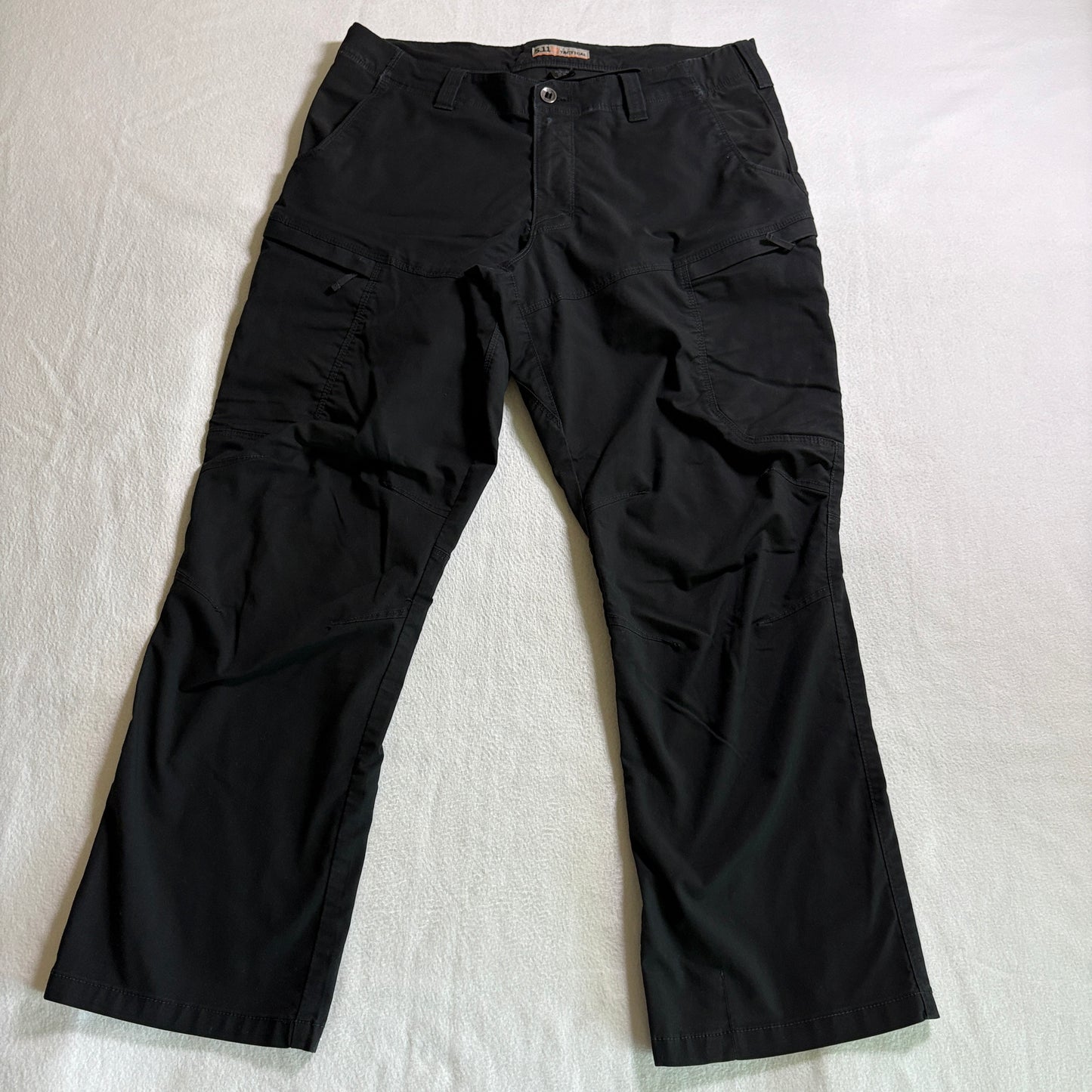 5.11 Tactical Cargo Pants Mens 38x30 Fits Like 35x29 Black Utility Workwear
