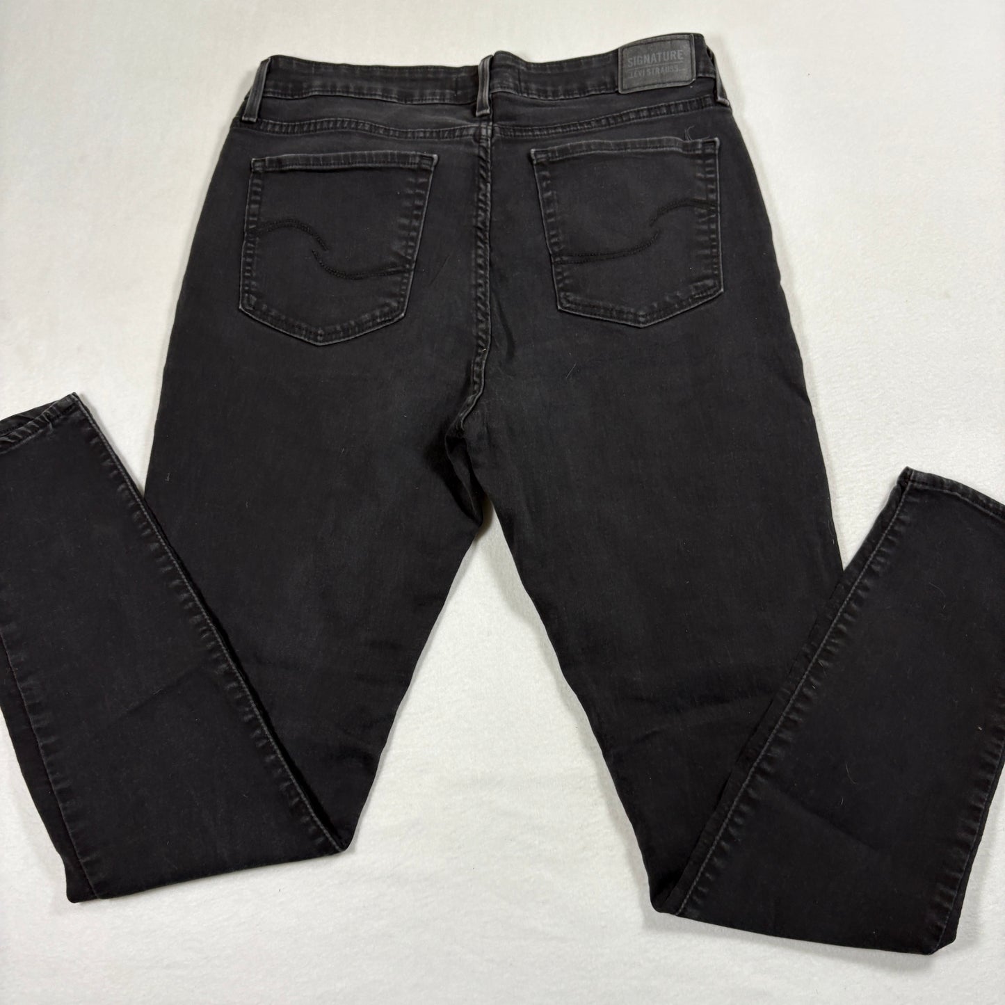 Levis Signature Womens Skinny Jeans Black Denim Size 14 Mid Rise Y2K Stretch