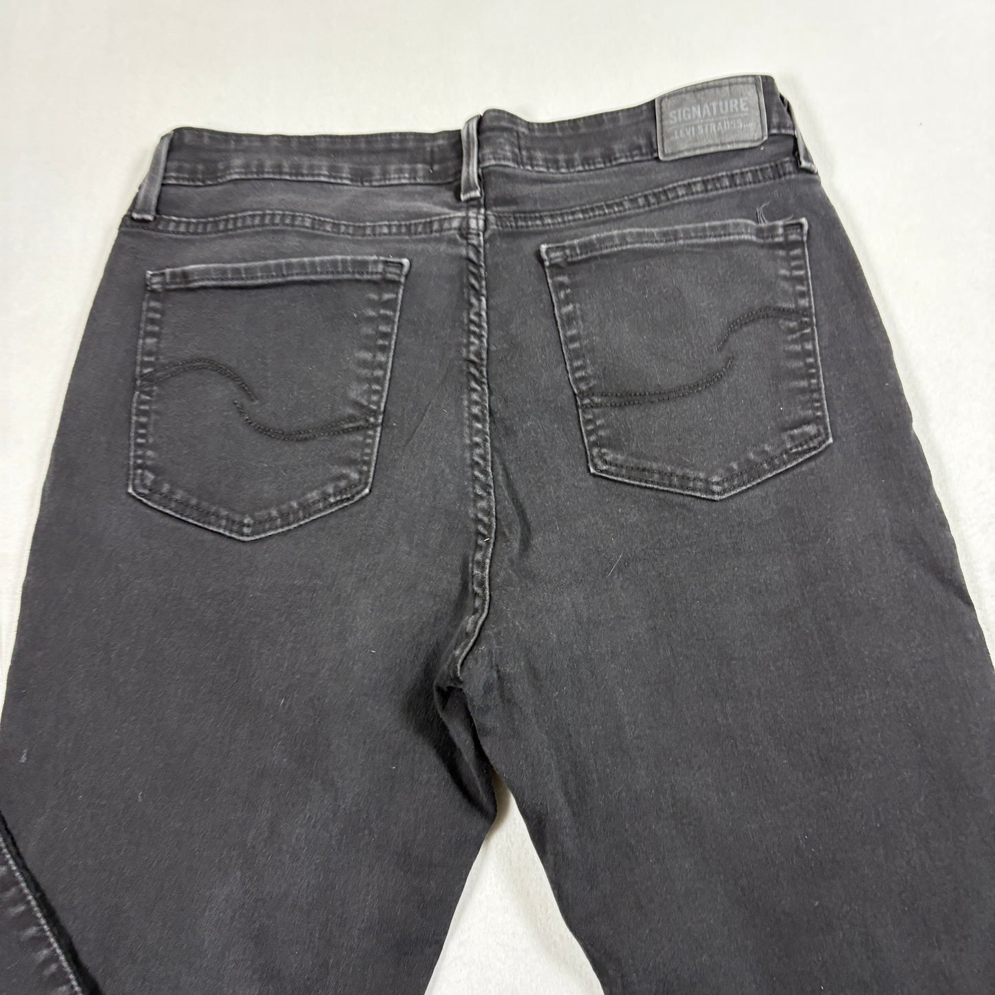 Levis Signature Womens Skinny Jeans Black Denim Size 14 Mid Rise Y2K Stretch