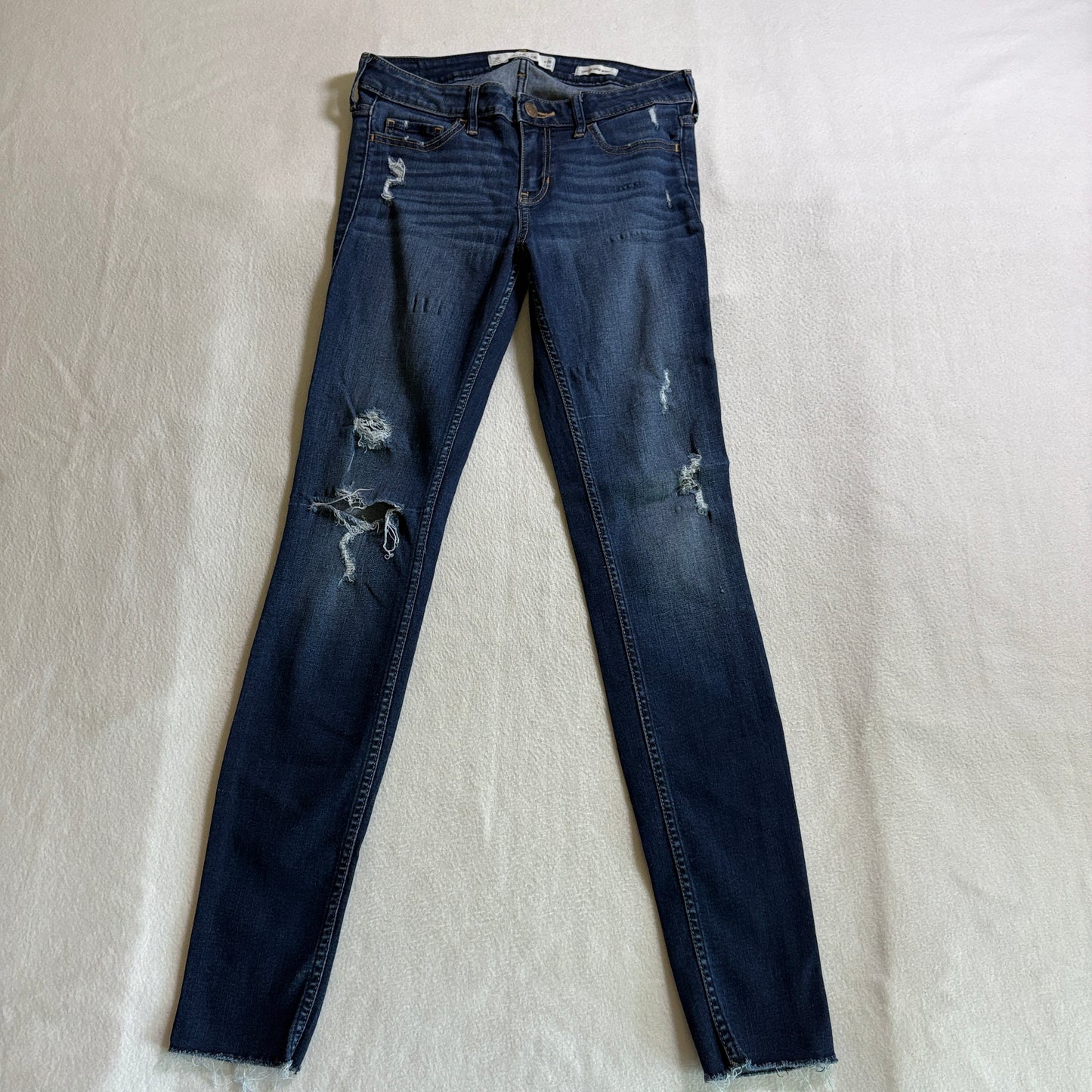 Hollister Low Rise Super Skinny Distressed Jeans W26 Fits Like 27x29 Raw Hem