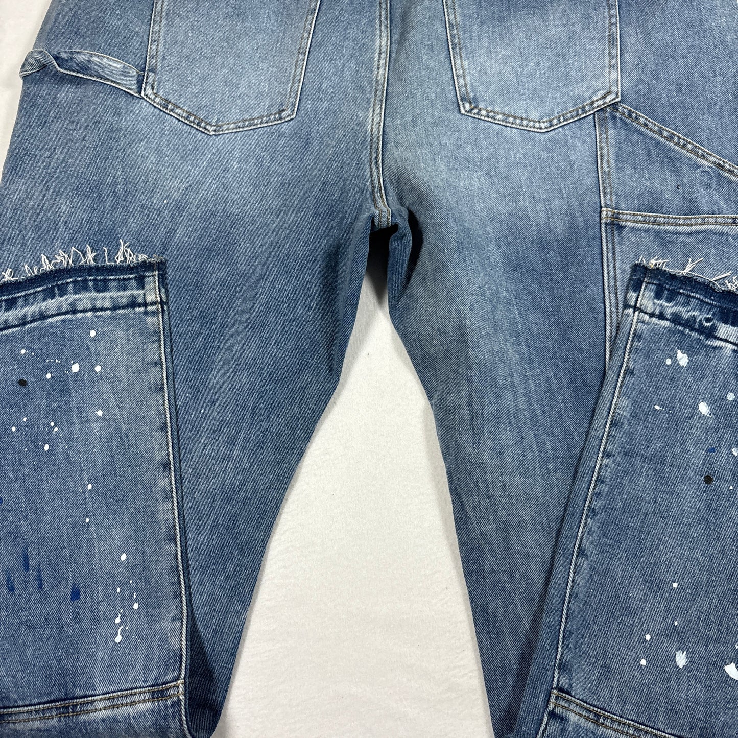 Nova Men Mens Jeans Size 42 Blue Paint Splatter Distressed Y2K Grunge Baggy