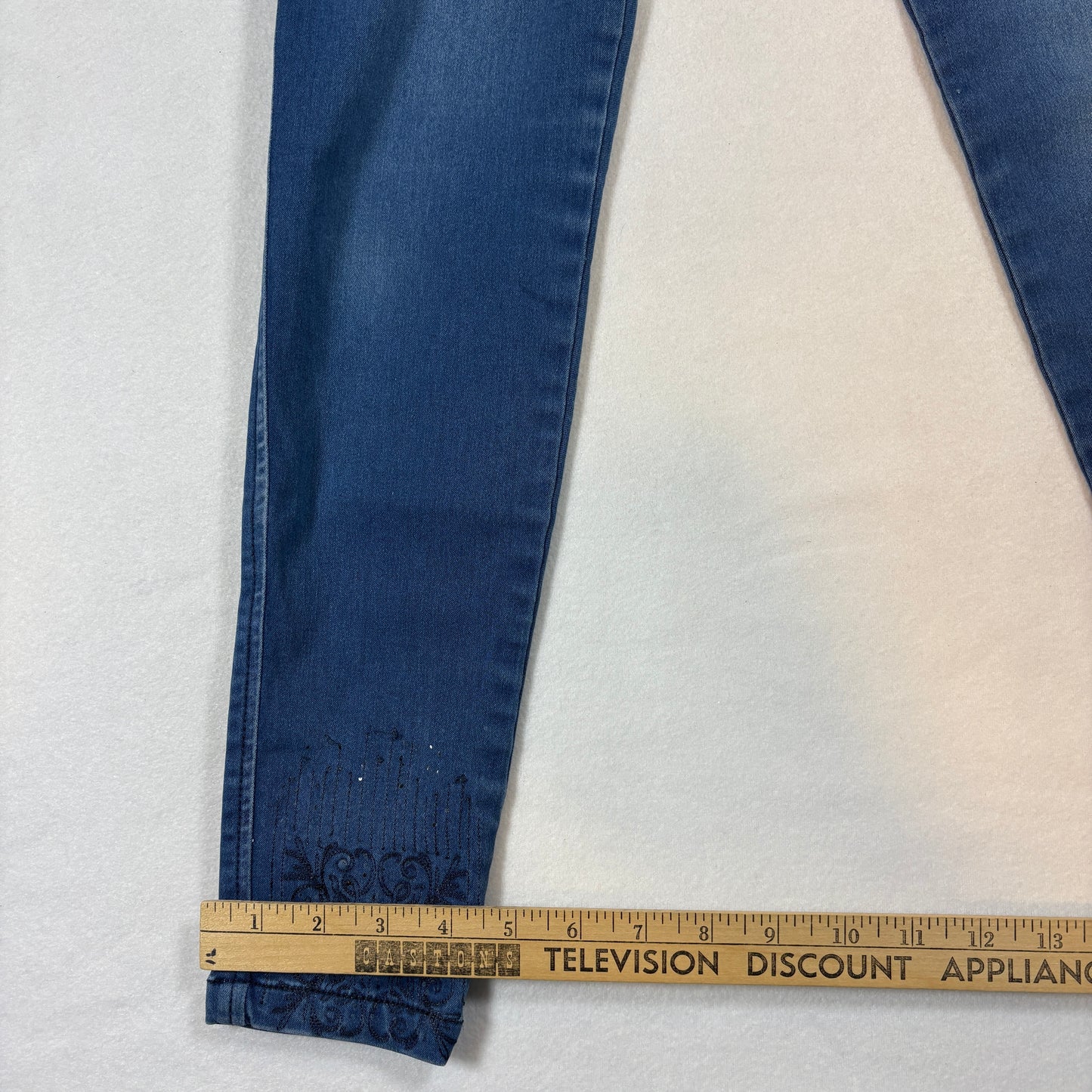 BViolet Womens Jeans Size 8 High Rise Skinny Stretch Denim Embroidered Y2K