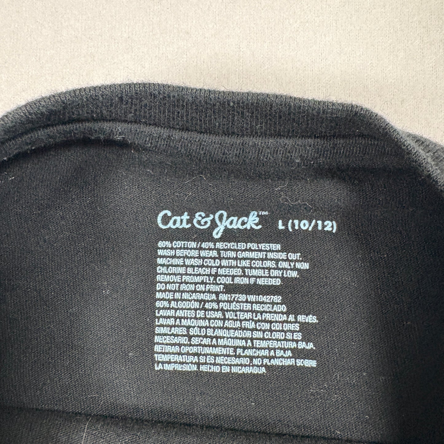 Cat & Jack Kids Youth L 10/12 T Shirt Black Astronaut Space Campfire Graphic Tee