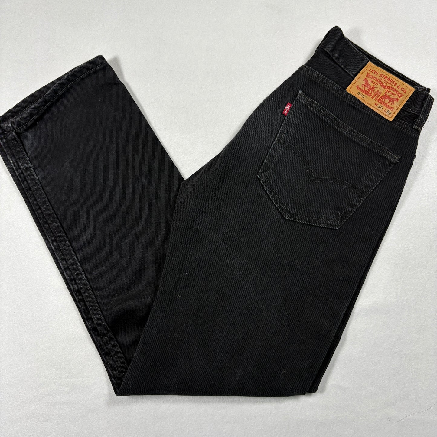Levis Mens 505 Taper Black Jeans W30 L32 Denim Pants Slim Fit Modern Taper