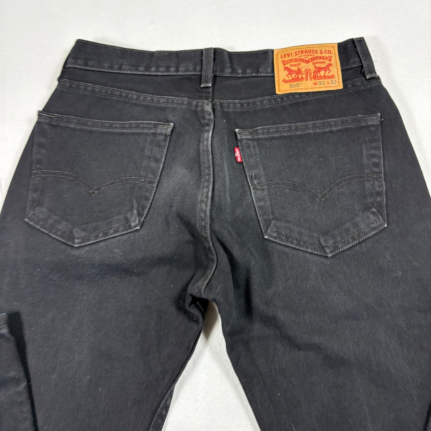 Levis Mens 505 Taper Black Jeans W30 L32 Denim Pants Slim Fit Modern Taper