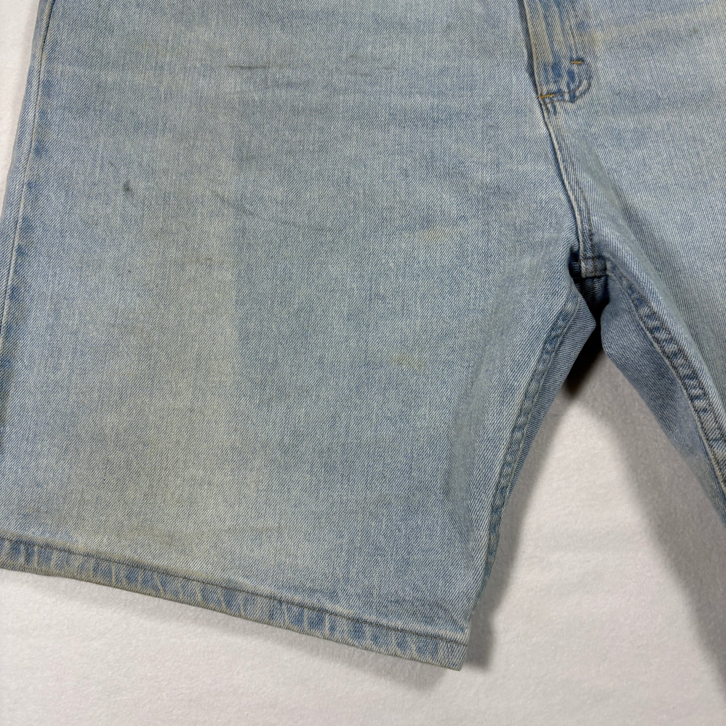 Wrangler Premium Mens Denim Shorts 46 Blue Jean Shorts Light Wash Relaxed Fit