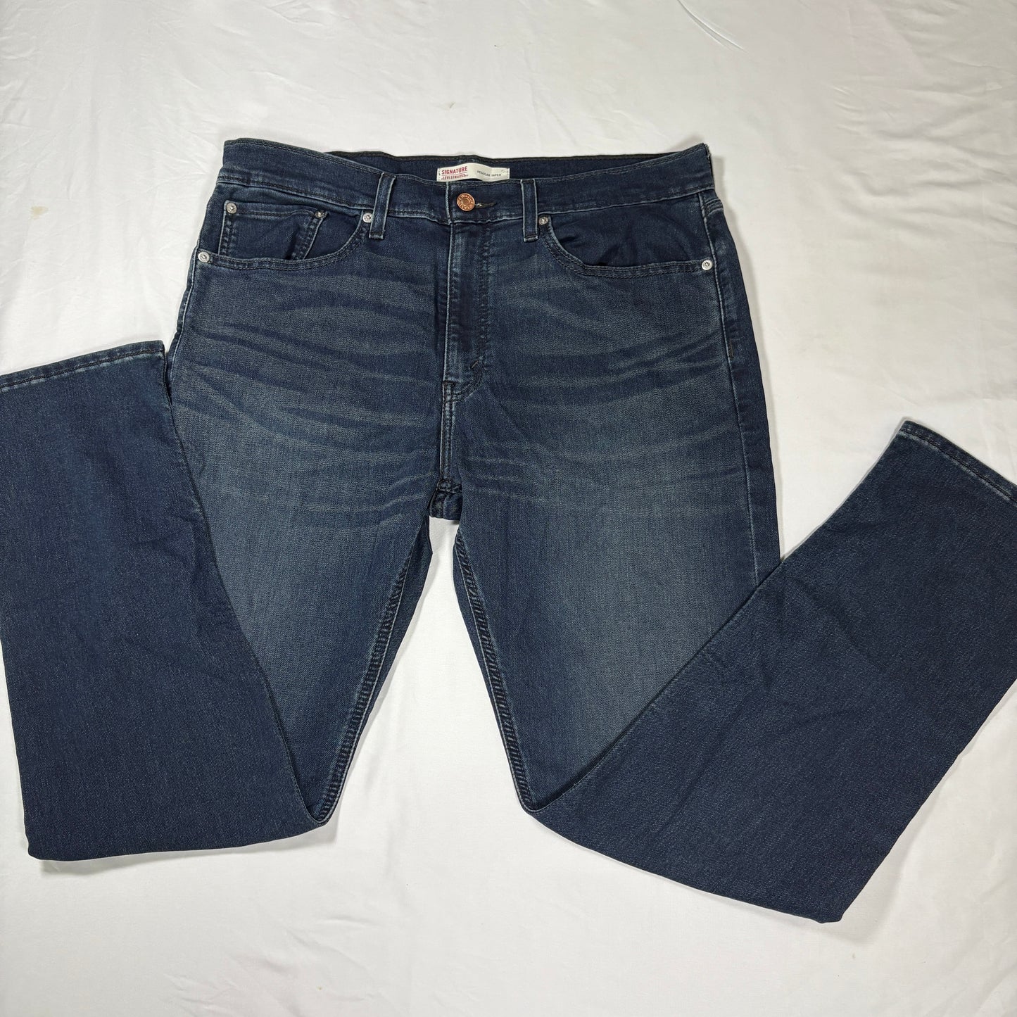 Levi’s Signature Jeans Men 34x32 Regular Taper Dark Wash Blue Denim Stretch