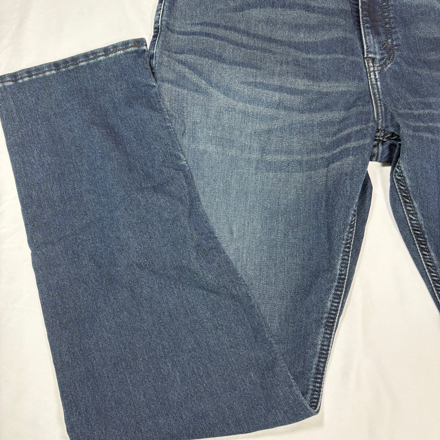 Levi’s Signature Jeans Men 34x32 Regular Taper Dark Wash Blue Denim Stretch