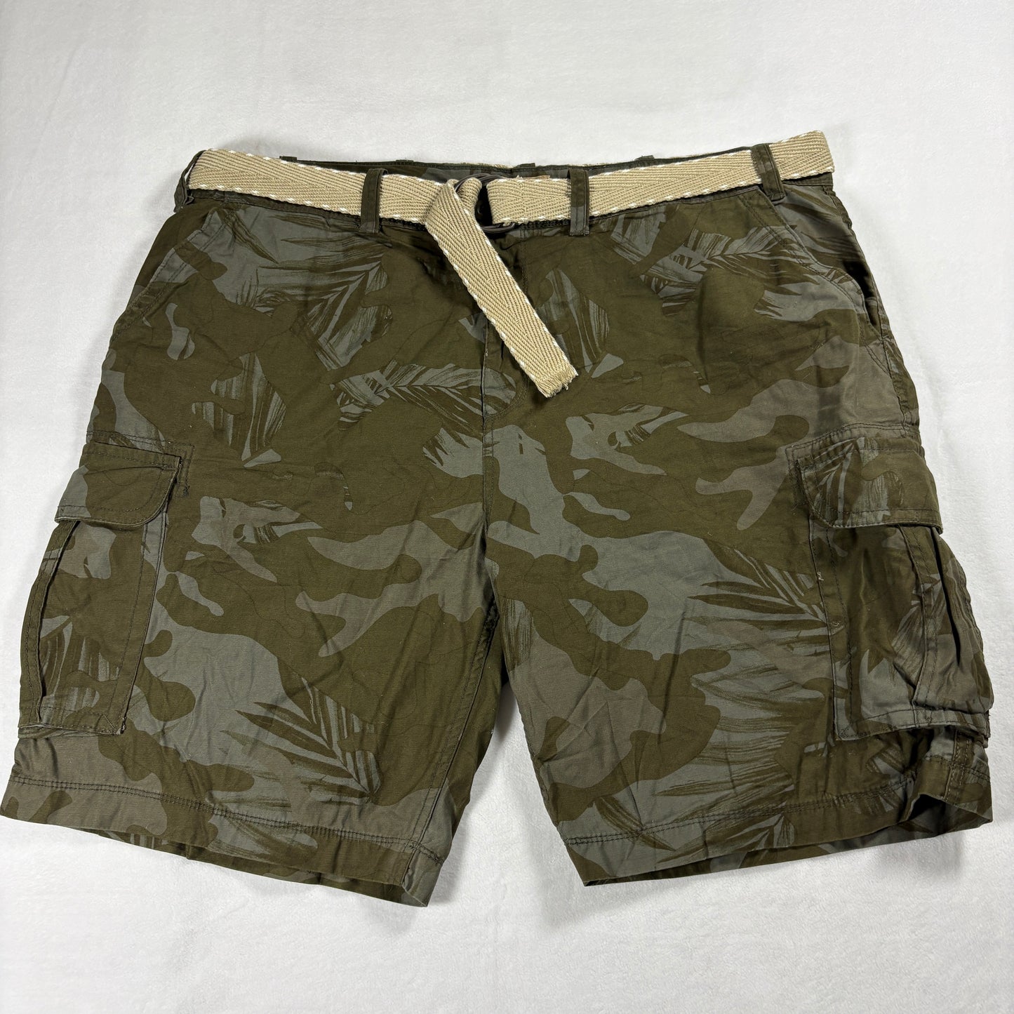 Foundry Cargo Shorts Mens 48 Camo Military Utility Belted Streetwear Fit Olive..