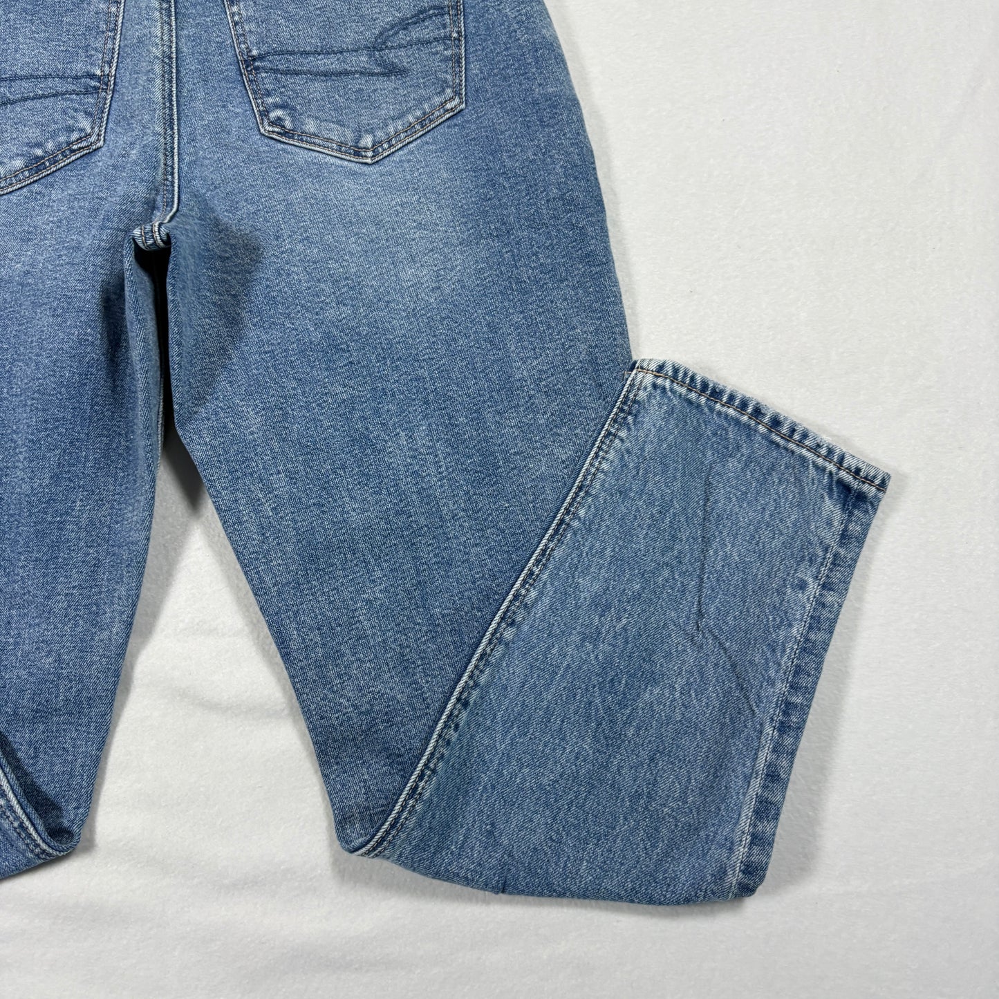 American Eagle Womens Jeans 6 Short Distressed Ripped Baggy Strigid Y2K Grunge