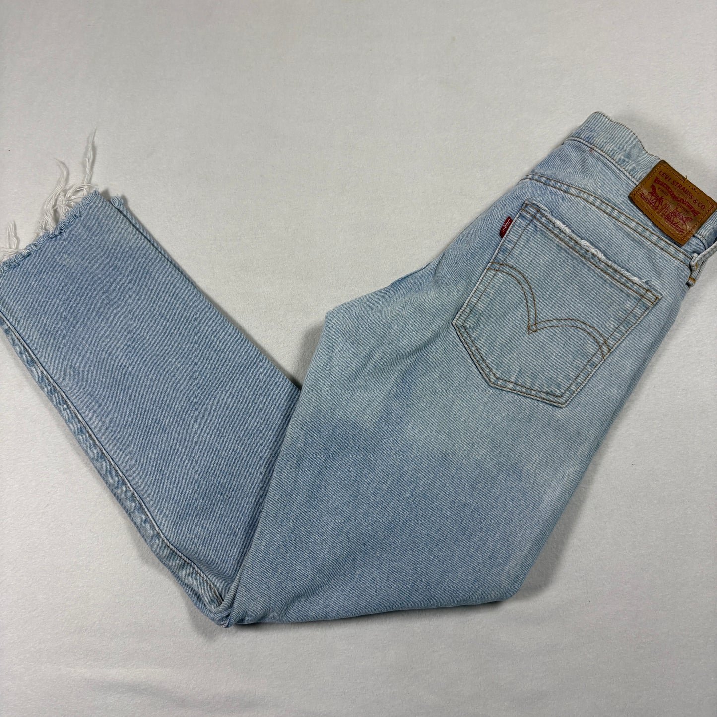 Womens Jeans W26 Distressed Ripped Light Wash Denim Y2K 90s Grunge Vintage