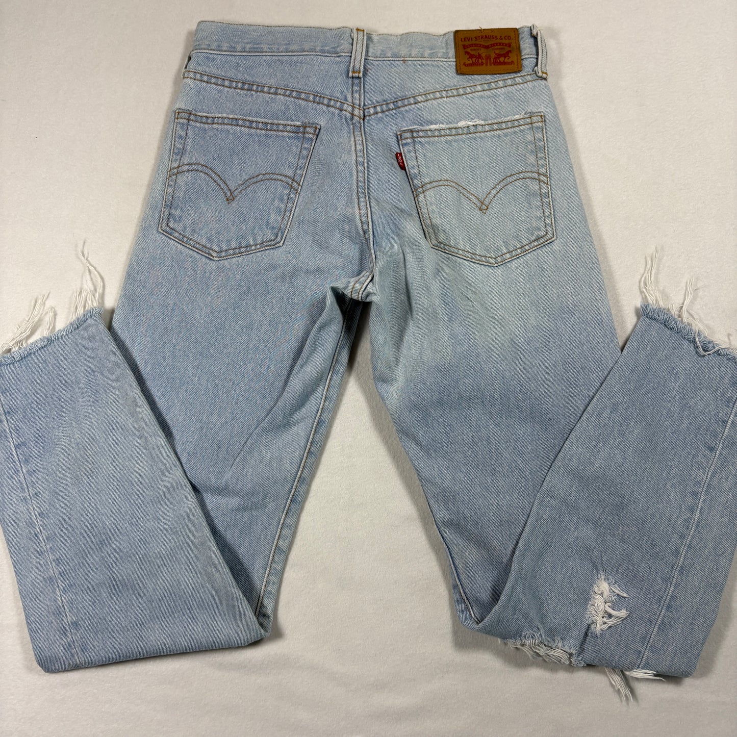 Womens Jeans W26 Distressed Ripped Light Wash Denim Y2K 90s Grunge Vintage