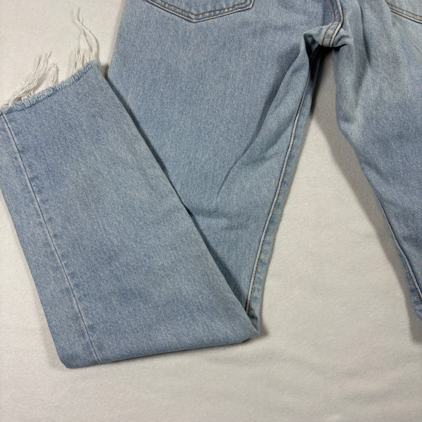 Womens Jeans W26 Distressed Ripped Light Wash Denim Y2K 90s Grunge Vintage