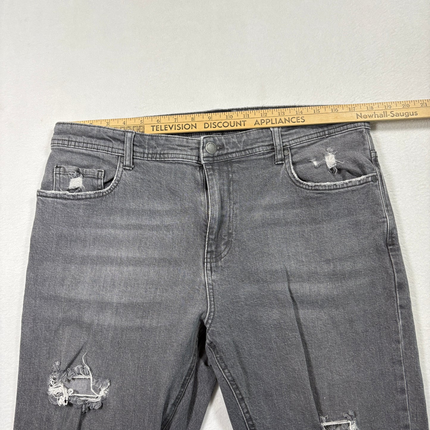 Cotton On Mens Jeans 34 Straight Leg Gray Distressed Denim Y2K 90s Grunge Vintage