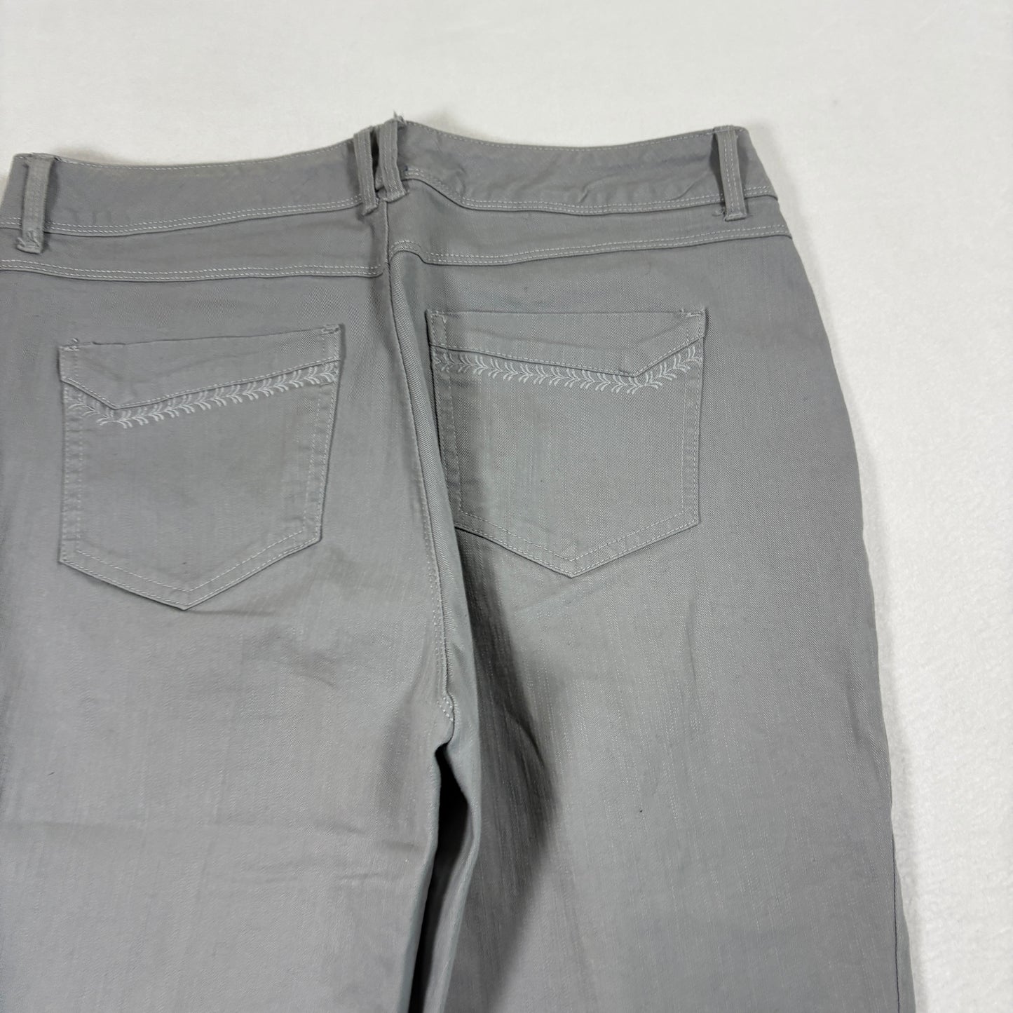 Gloria Vanderbilt Womens Skimmer Capri Pants Size 6 Gray Stretch Casual Y2K