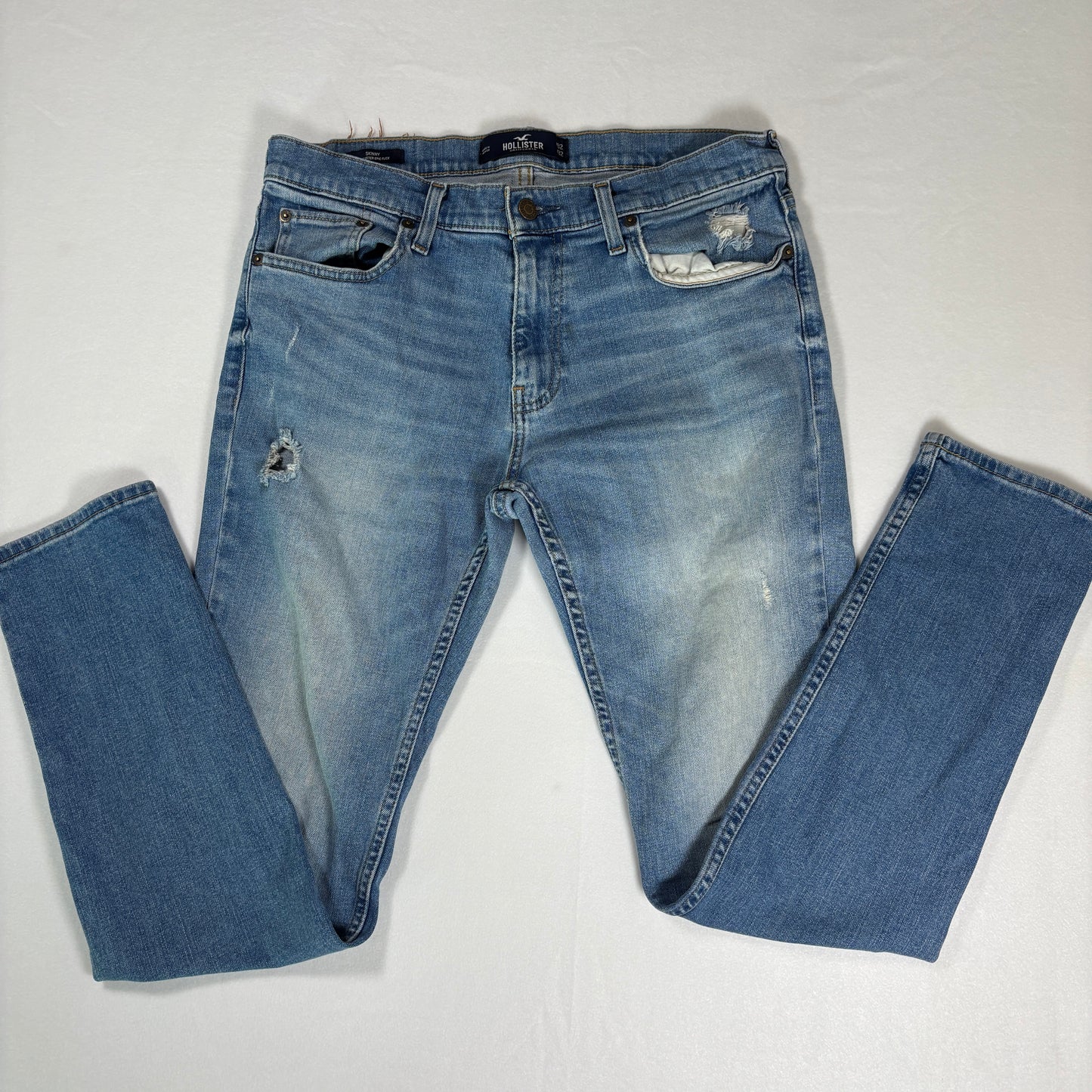 Hollister Jeans Mens 32x32 Light Wash Distressed Slim Fit Denim Blue Pants