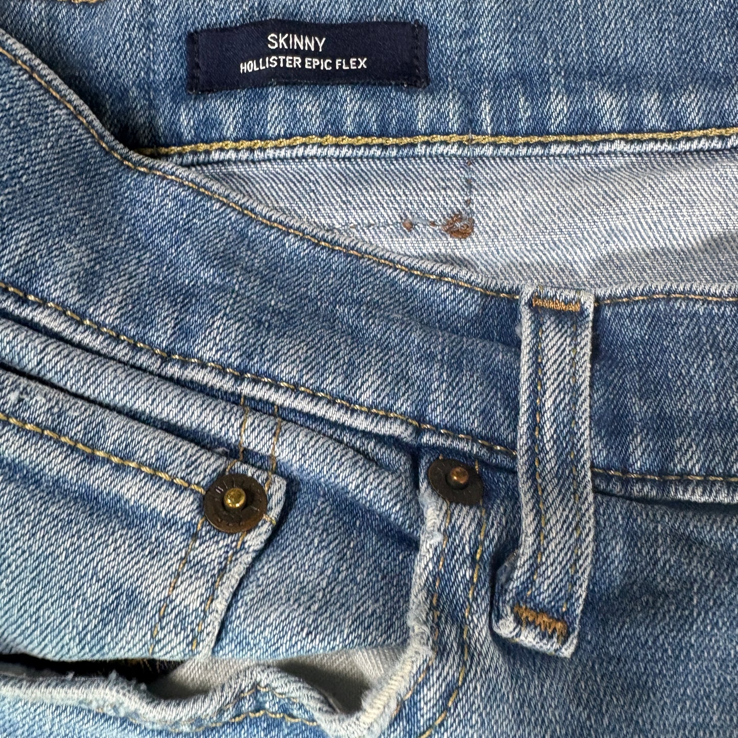 Hollister Jeans Mens 32x32 Light Wash Distressed Slim Fit Denim Blue Pants